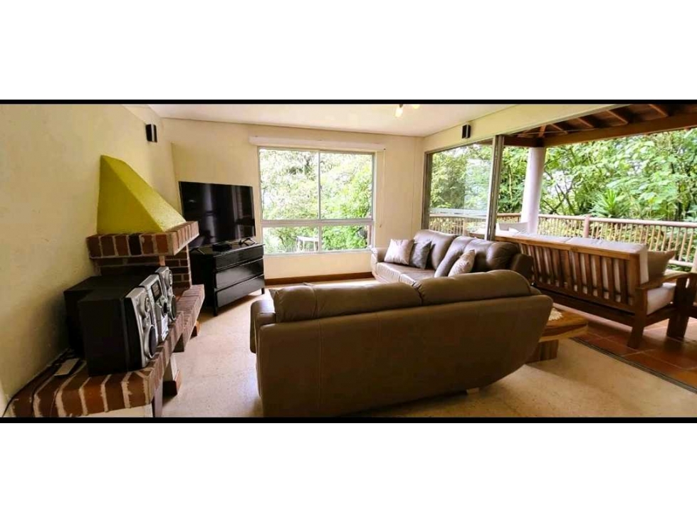 CASA CAMPESTRE EN VENTA ENVIGADO LOMA DEL ESCOBERO (T) — foto 3