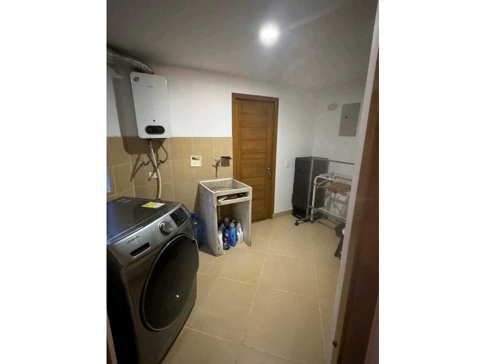PENTHOUSE EN VENTA SABANETA SECTOR AVES MARIA (T) — foto 6
