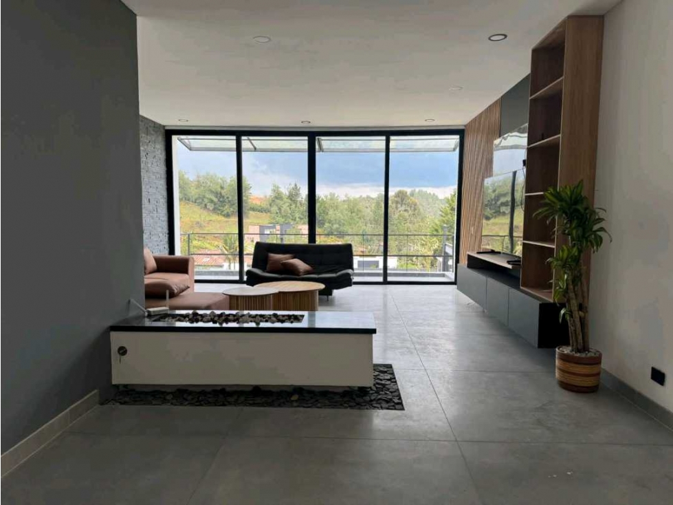 CASA CAMPESTRE EN VENTA ENVIGADO ALTO DEL ESCOBERO (T) — foto 4