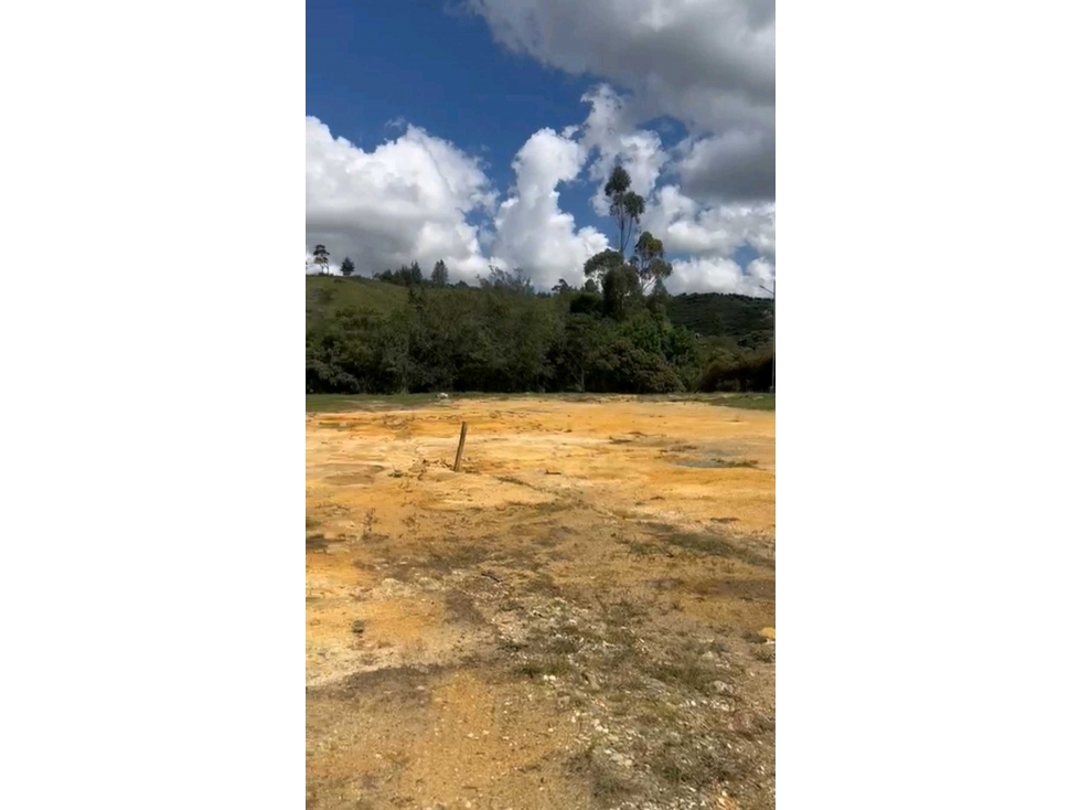 LOTE EN VENTA GUARNE SECTOR ALTO DE LA VIRGEN (T) — foto 2