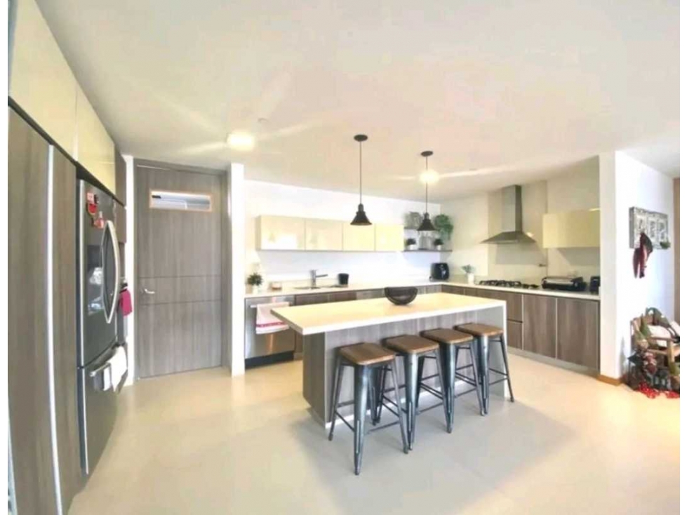 APARTAMENTO EN VENTA ENVIGADO SECTOR LOMA DEL ESMERALDAL (T) — foto 2