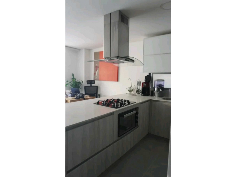 APARTAMENTO EN VENTA EL POBLADO SECTOR CIUDAD DEL RIO (T) — foto 4