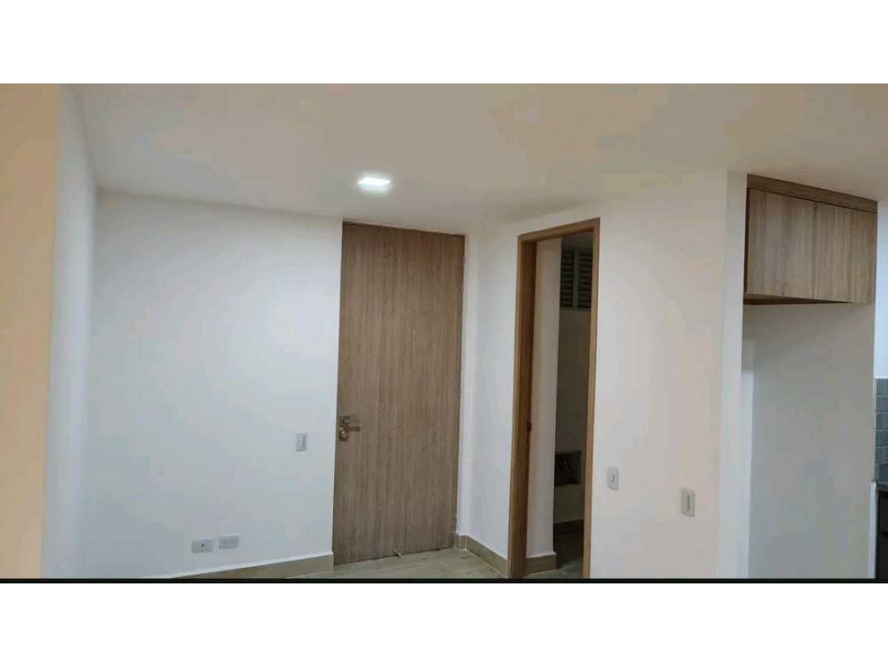 APARTAMENTO EN VENTA LA CEJA (T) — foto 4