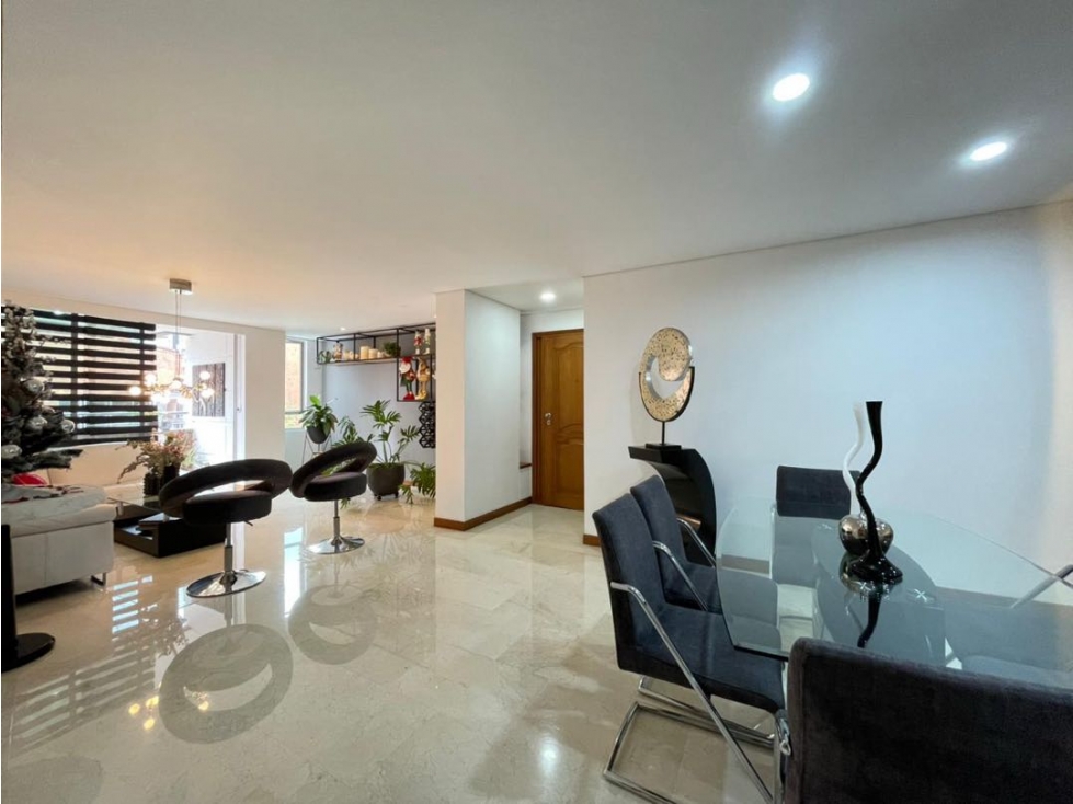 Venta Apartamento En laureles Santa Teresita — foto 2