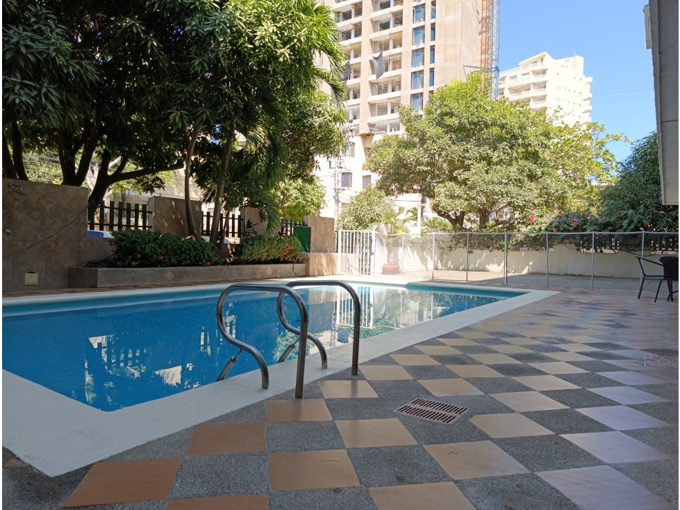 VENTA DE APARTAMENTO AMOBLADO EN BELLO HORIZONTE, SANTA MARTA