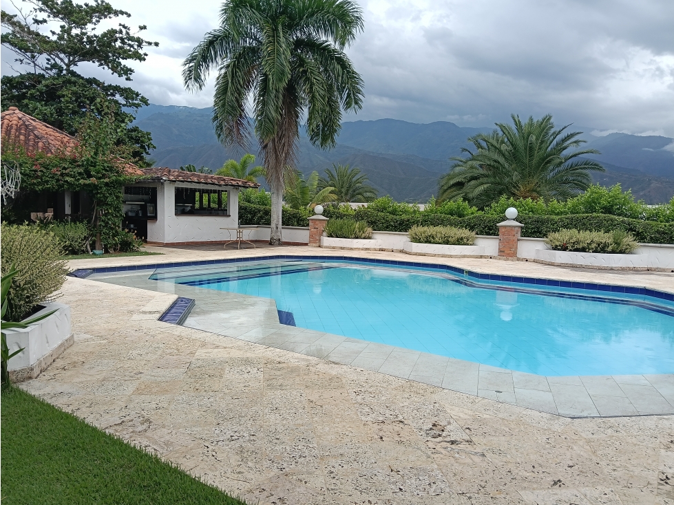 HERMOSA FINCA ENTRADA A SANTA FE DE ANTIOQUIA VEREDA PAN GORDITO — foto 2
