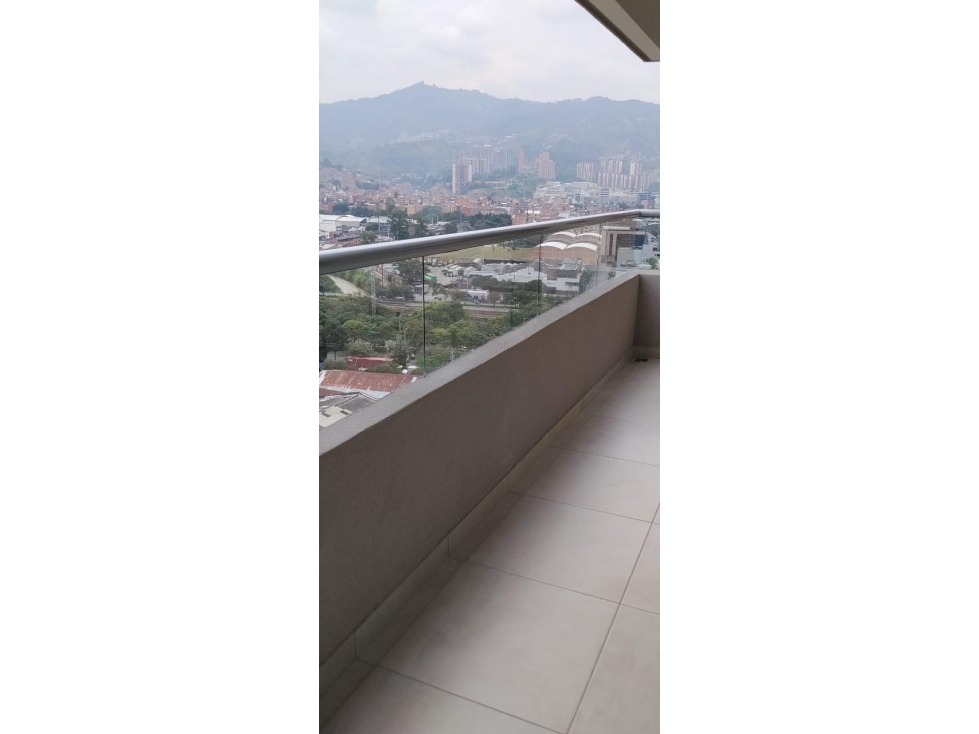 VENDO APTO CERCA VIVA ENVIGADO
