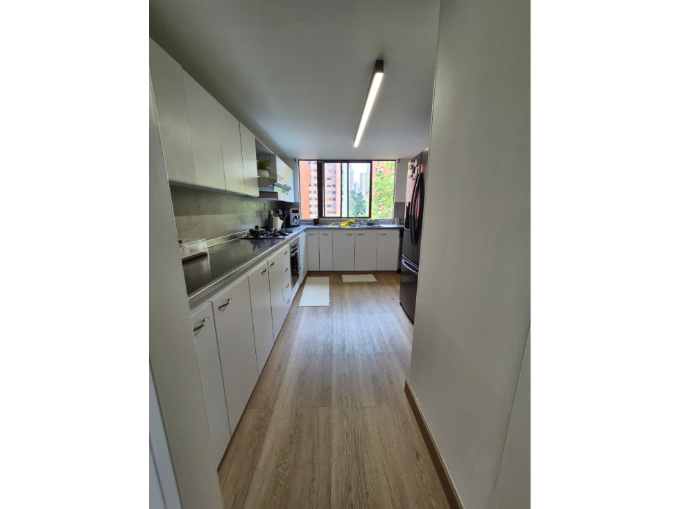 VENDO APTO SECTOR TESORO REFORMADO — foto 5