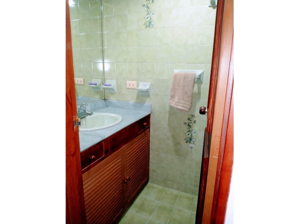 VENDO APTO PARA REFORMAR LAURELES — foto 3