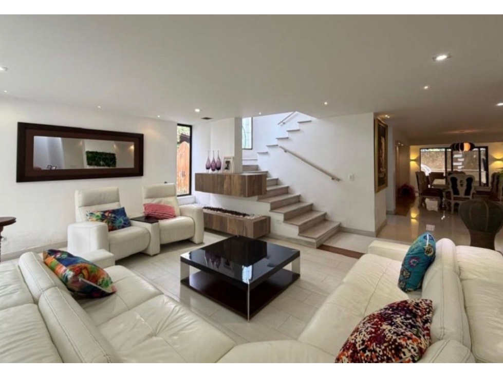 VENDO CASA PARA REFORMAR - LOMA DEL CAMPESTRE — foto 4