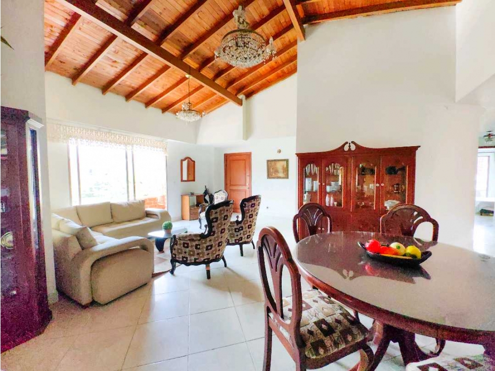 Espectacular Apartamento Único en Piso 9 Doble Altura y 156 m² — foto 2