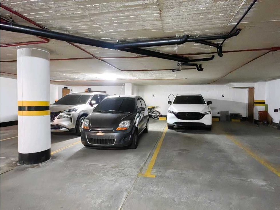 Amplio Apto de 132 m² en Laureles, sobre la Cra 78 — foto 6