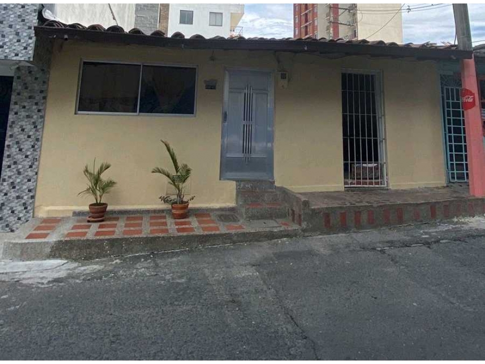 SE VENDE CASA LOTE CERCA A LA ESTACION DE SAN JAVIER