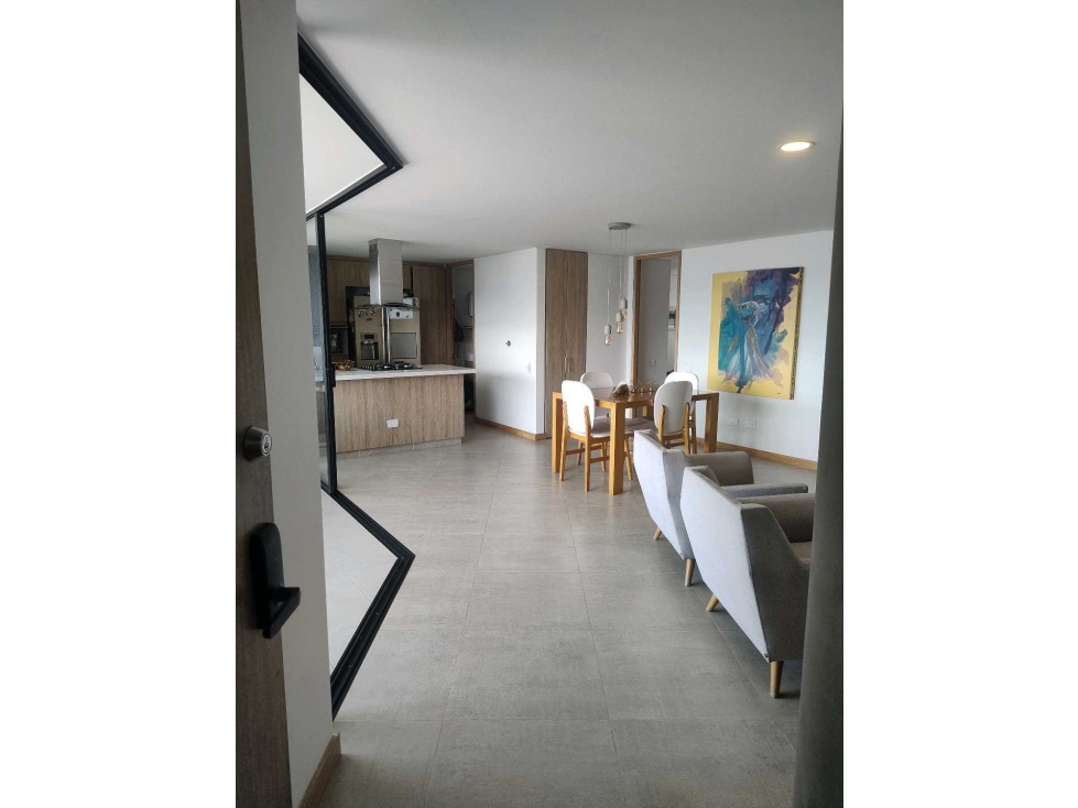 SE VENDE MUY BUEN APTO POBLADO-PALMAS TIERRA GRATA BOSQUE SANTO U.COMP