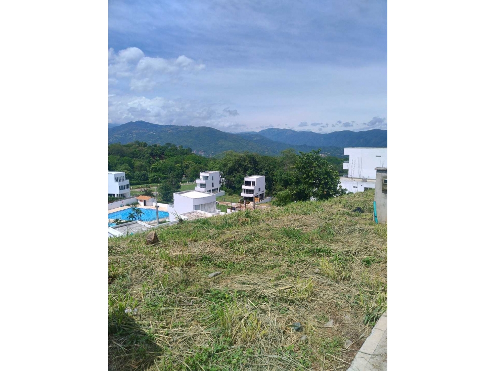 SE VENDE LOTE EN CONDOMINIO EN SOPETRAN ,EN UNIDAD COMPLETA 5 PISCINAS — foto 4