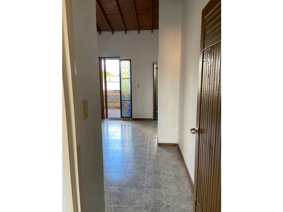 APARTA-ESTUDIO EN VENTA EN BELEN FATIMA. 5 PISO SIN ASCENSOR. — foto 3