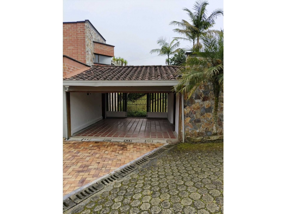SE VENDE CASA CAMPESTRE TRADICIONAL EN FIZEBAD EL RETIRO,ANTIOQUIA. — foto 3