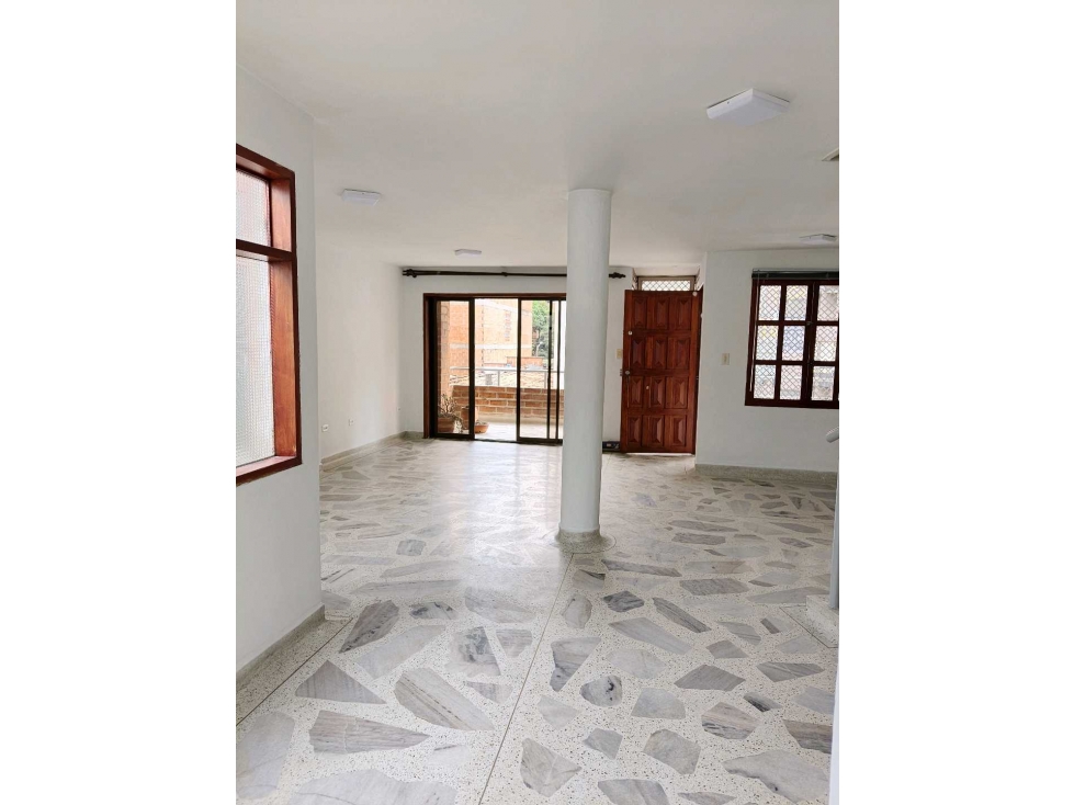 SE VENDE APTO TRADICIONAL EN SABANETA DUPLEX SECTOR ENTRE AMIGOS 4P/SA — foto 6