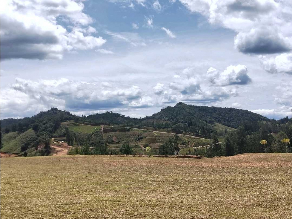 Venta Lote El Retiro Senderos de Compostela
