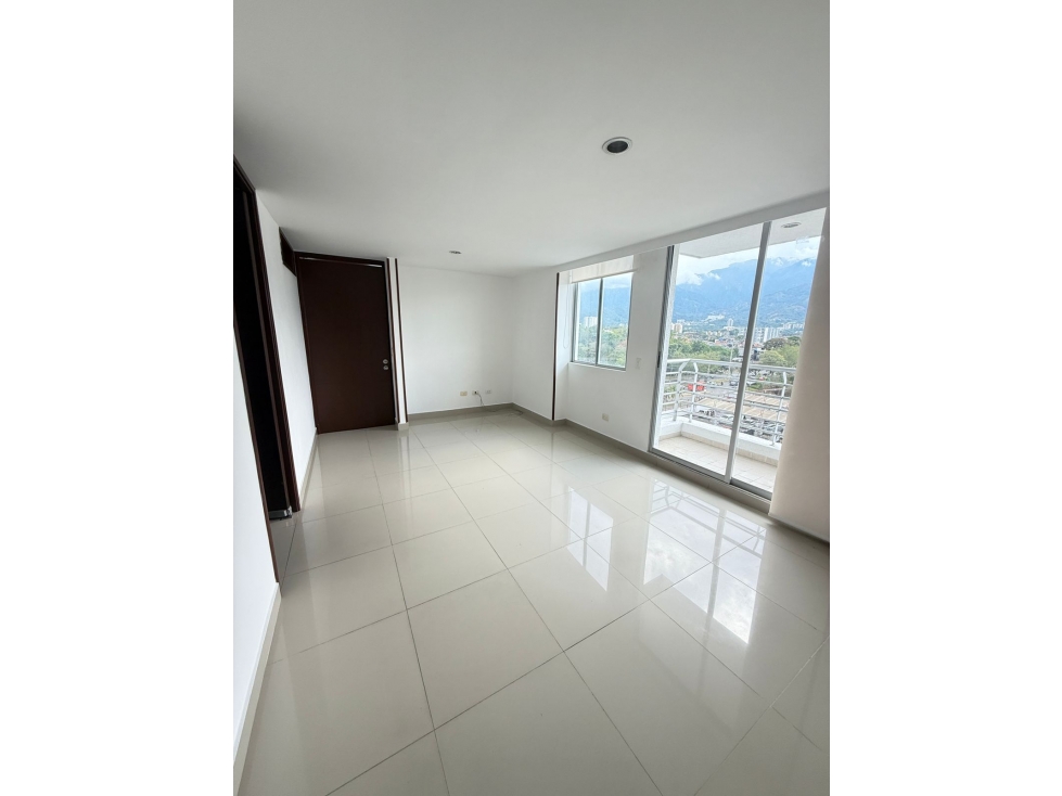 ¡InversiÃ³n imperdible! Apartamento disponible en Florida 3
