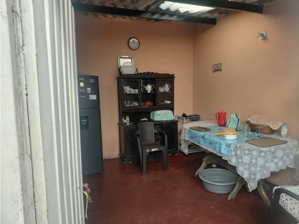¡No te lo puedes perder! Casa en Pueblo Nuevo — foto 6