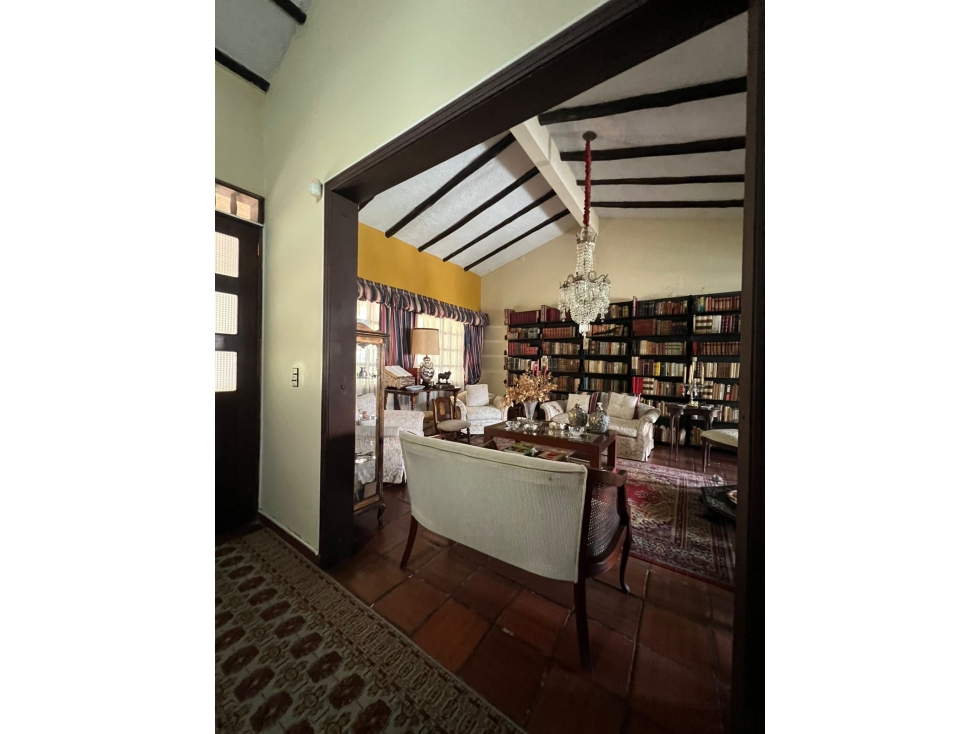 ¡Descubre esta joya! Casa ubicado en Santa Helena — foto 4