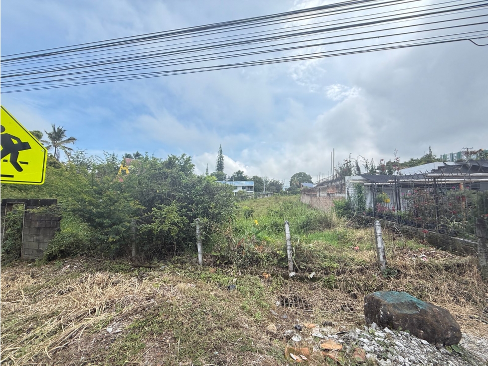 ¡No te lo puedes perder! Lote / Terreno ubicado en Aparco — foto 3