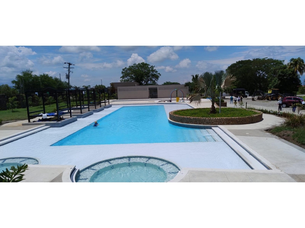 ¡No te lo puedes perder! Lote / Terreno disponible en Mirador de Caima — foto 4