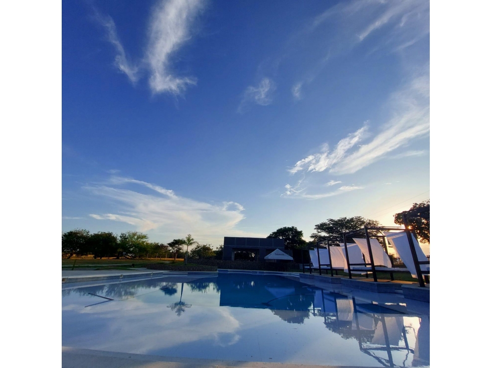 ¡No te lo puedes perder! Lote / Terreno disponible en Mirador de Caima — foto 6