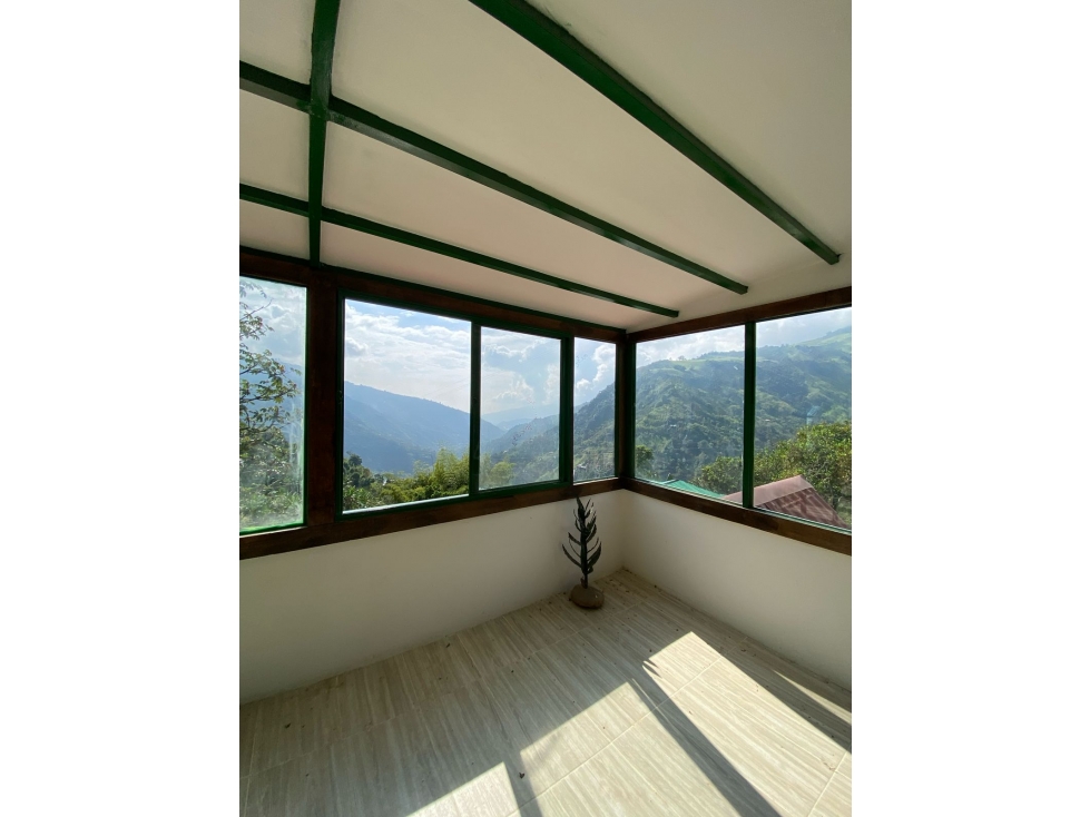 ¡En venta! Finca disponible en La Maria Combeima — foto 4