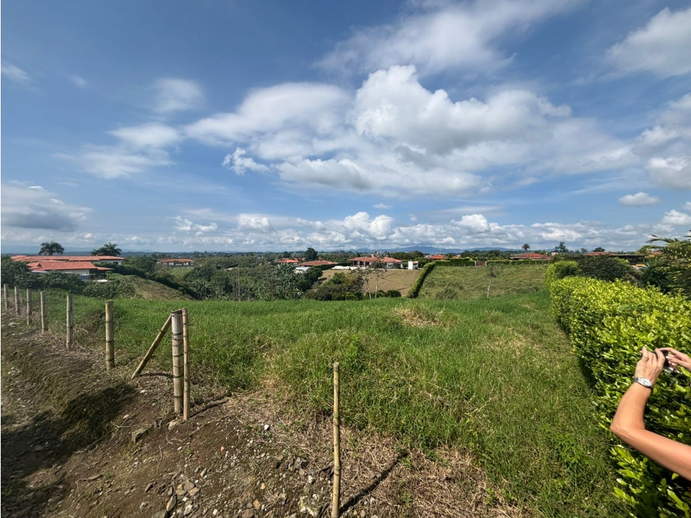 ¡Invierte ya! Lote / Terreno en Condominio Rancho La Soledad — foto 3