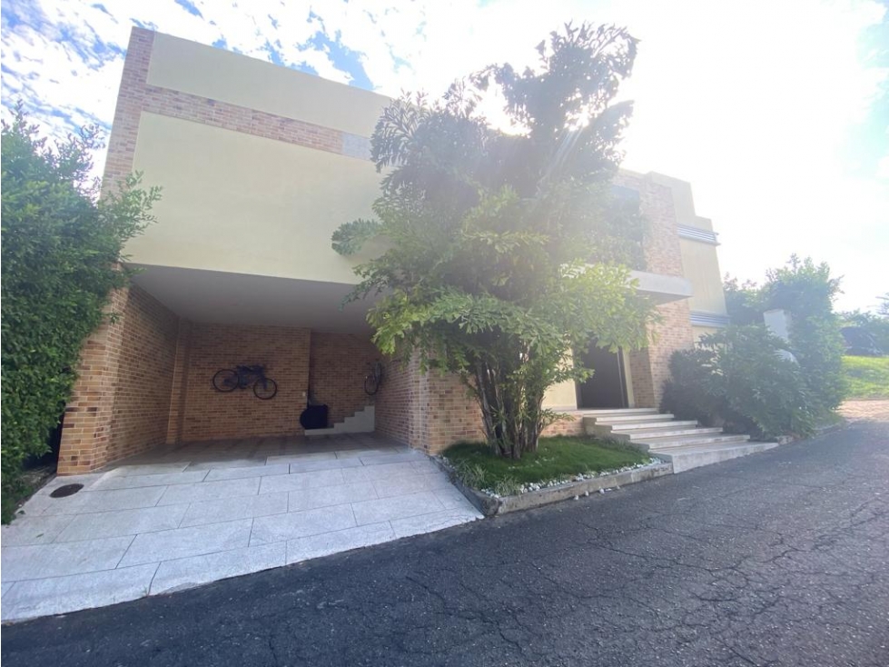 ¡InversiÃ³n imperdible! Casa disponible en Reservas del Campestre
