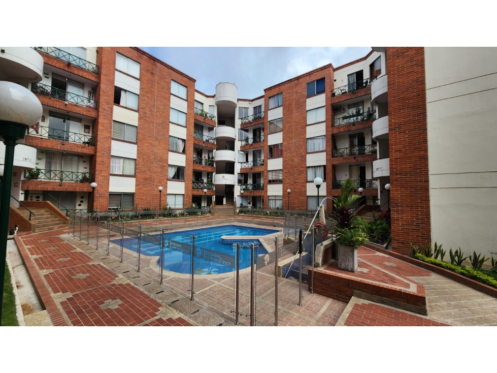 ¡Hazlo tuyo! Apartamento ubicado en Conjunto Torremolinos