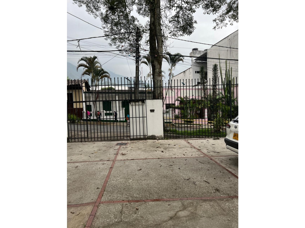 ¡Disponible en arriendo! Local en Belen - 2