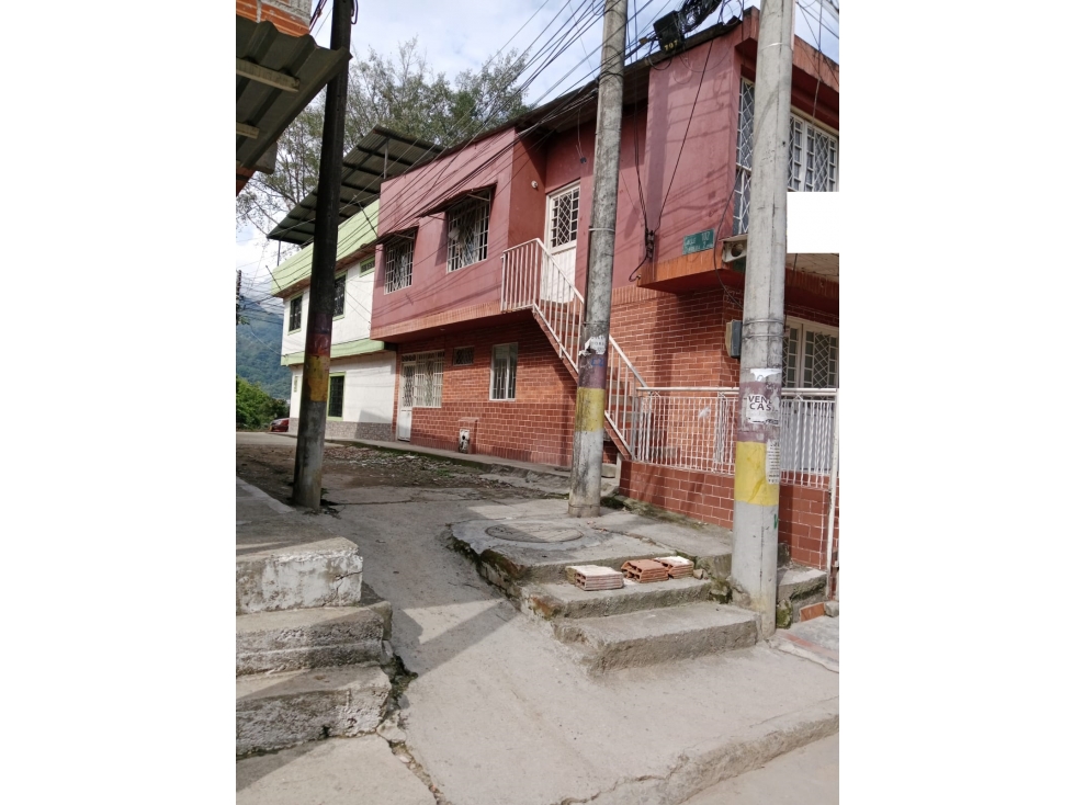 ¡En venta! Casa disponible en Ciudadela Simon Bolivar — foto 2