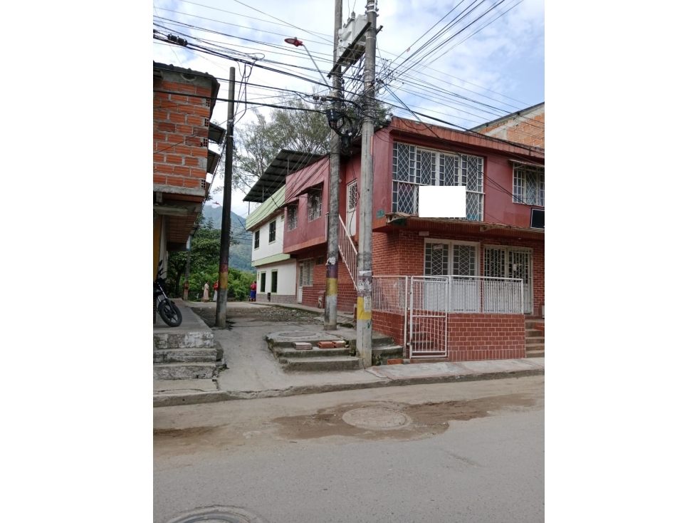 ¡En venta! Casa disponible en Ciudadela Simon Bolivar — foto 5