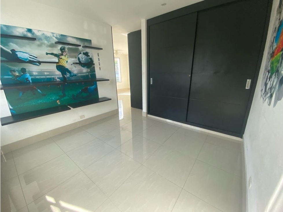 ¡Descubre esta joya! Casa ubicado en Reservas del Campestre — foto 5