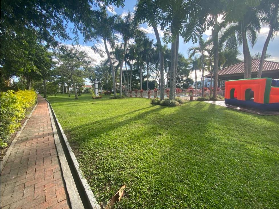 ¡Descubre esta joya! Casa ubicado en Reservas del Campestre — foto 6