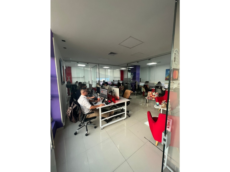 ¡Hazlo tuyo! Oficina en F25 - 2