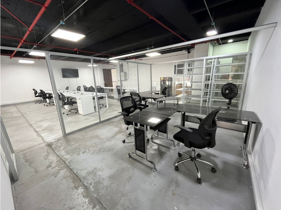 ¡En venta! Oficina disponible en Centro Comercial Acqua - 2