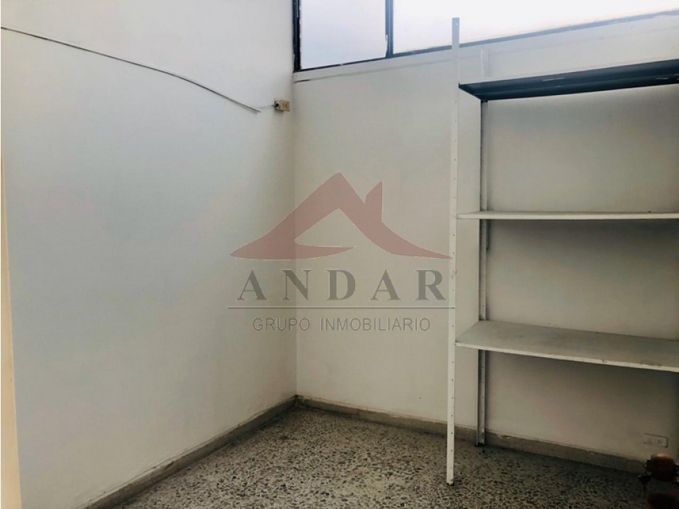 ¡Vende o arrienda hoy! Oficina ubicado en Centro - 4