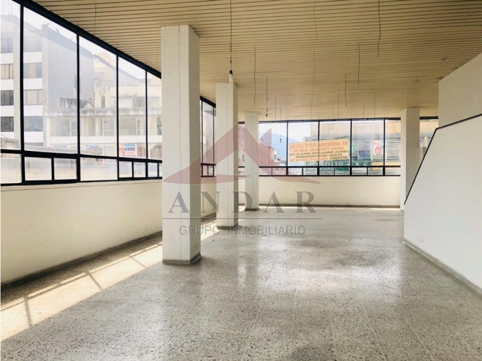 ¡Vende o arrienda hoy! Oficina ubicado en Centro - 5