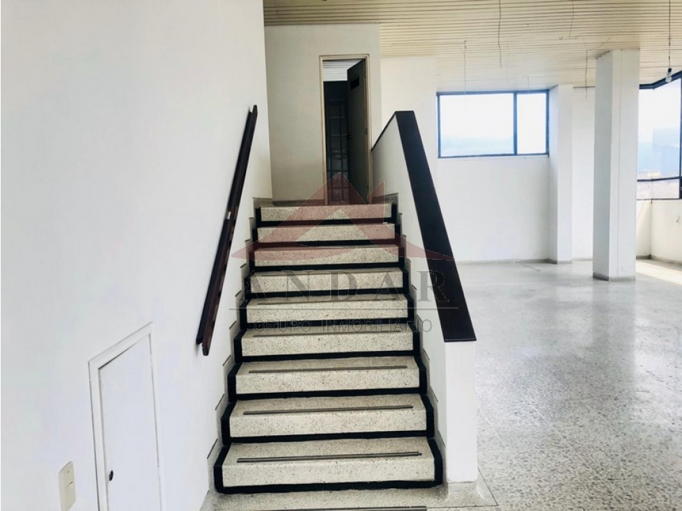 ¡Vende o arrienda hoy! Oficina ubicado en Centro - 6