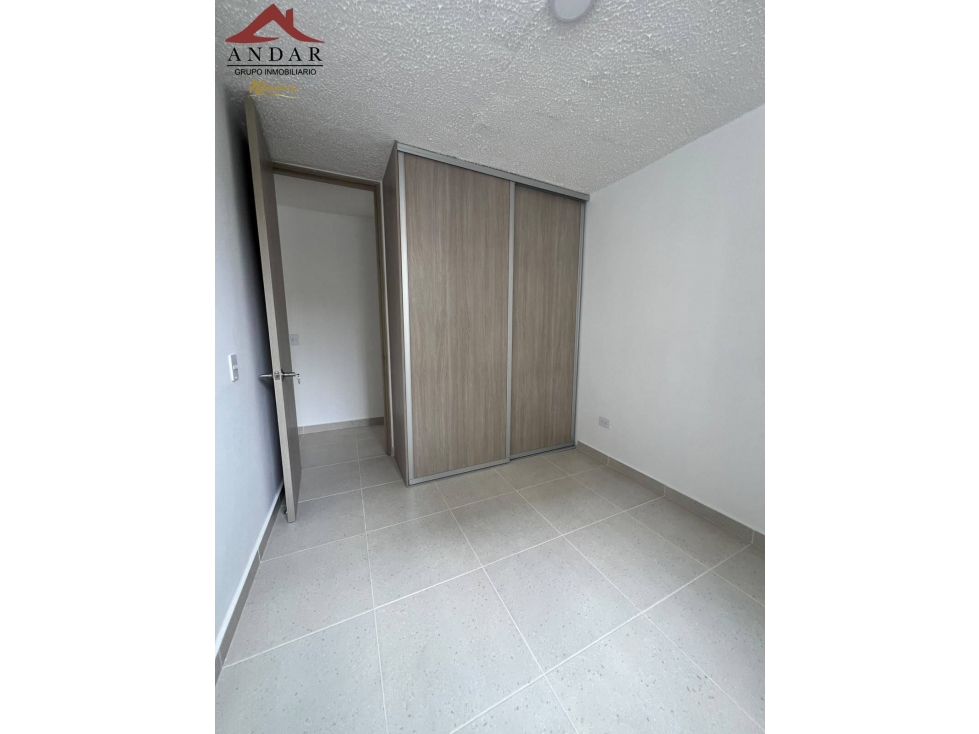 ¡ArriÃ©ndalo ya! Apartamento ubicado en Girona — foto 6