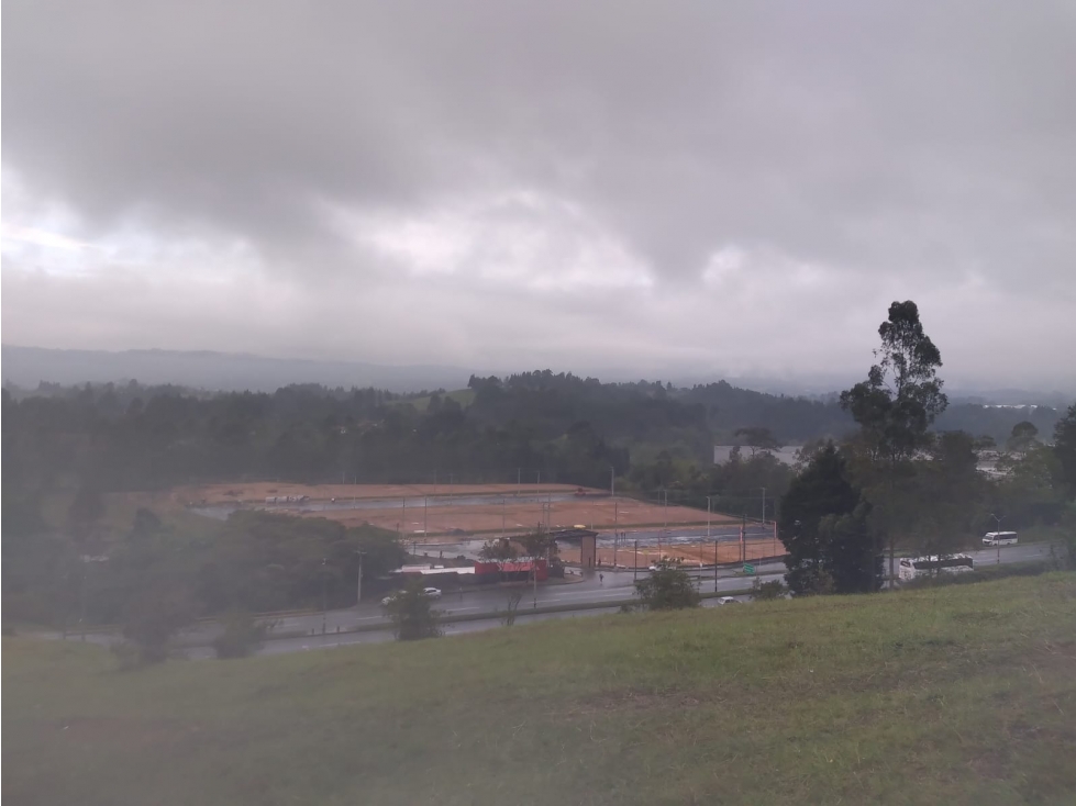LOTE PARA USO INDUSTRAL GUARNE AUTOPISTA MED-BOG