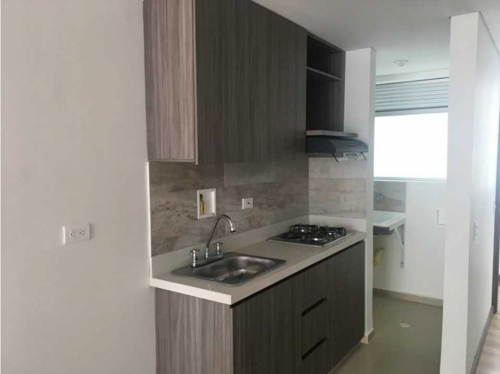 APARTAMENTO EN LA CEJA EXCELENTE UBICACION