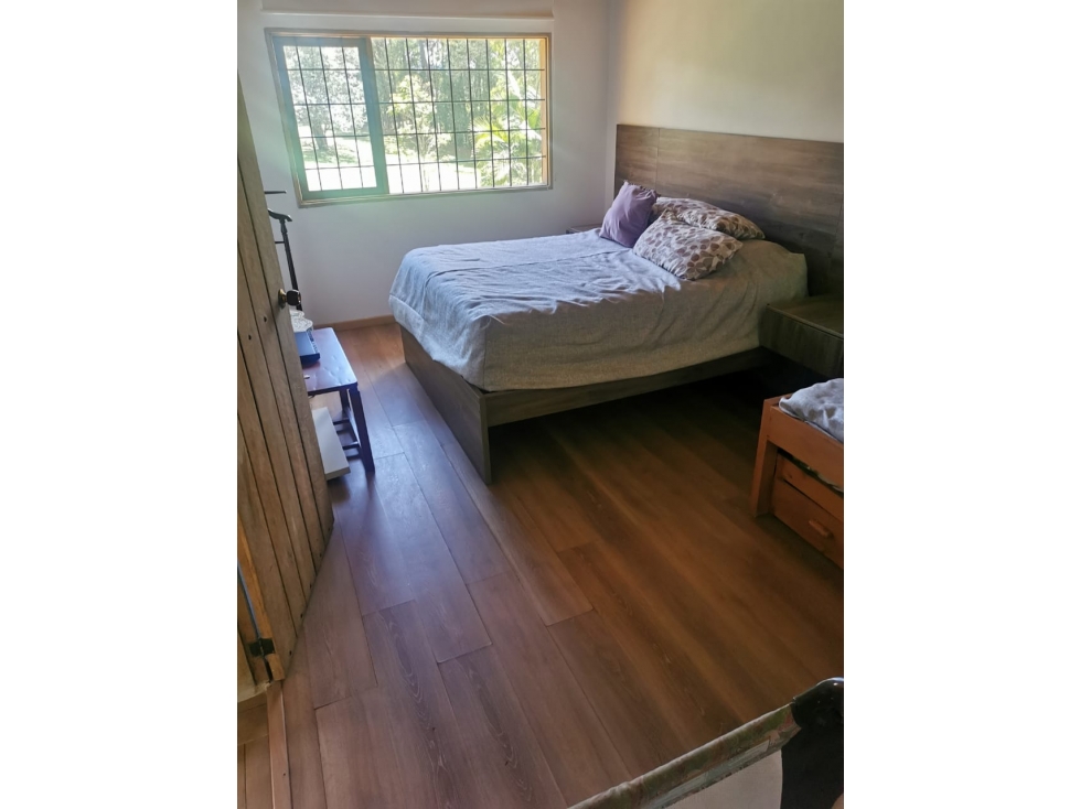 FINCA CON ESPECTACULAR LOTE EN CABECERAS — foto 5