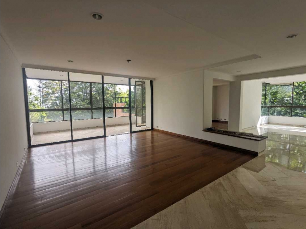 ARRIENDO SUPER AMPLIO POBLADO