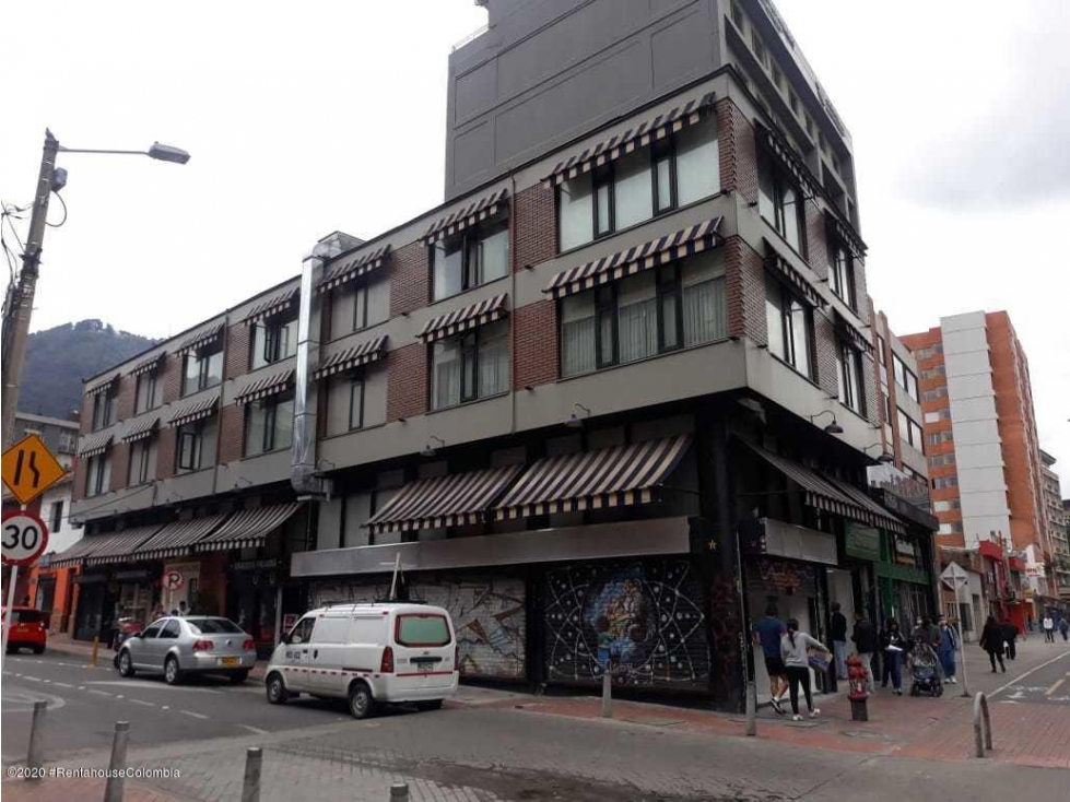 Hotel en Bogota (Bogota D.C.) RAH CO: 25-487 - 4