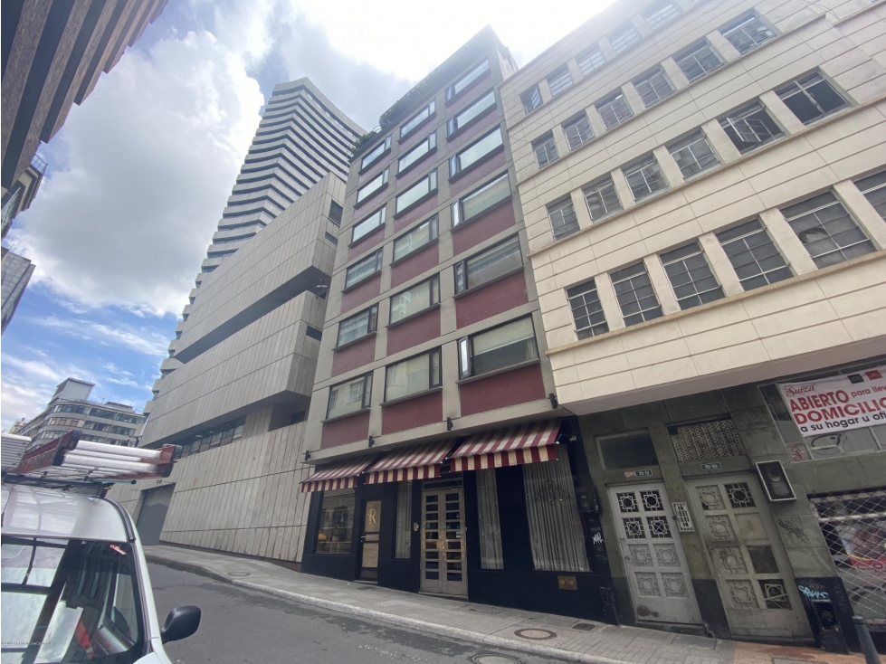 Hotel en Bogota (Bogota D.C.) RAH CO: 25-483 - 4